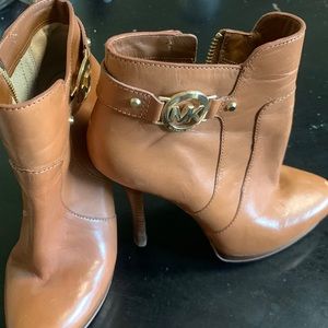 Michael kors heels!!